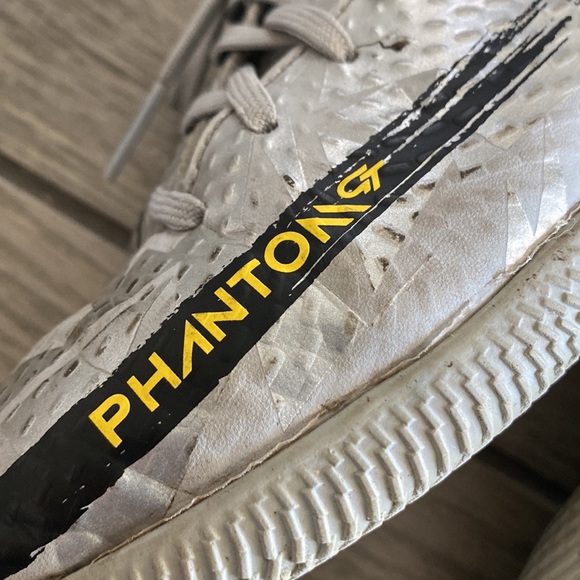 Nike Phantom GT Scorpion Academy Jr. Indoor Shoes Youth - Wolf Grey - Picture 11 of 11